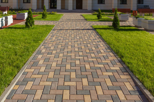 Best Interlocking Driveway Pavers  in Lakewood, CA